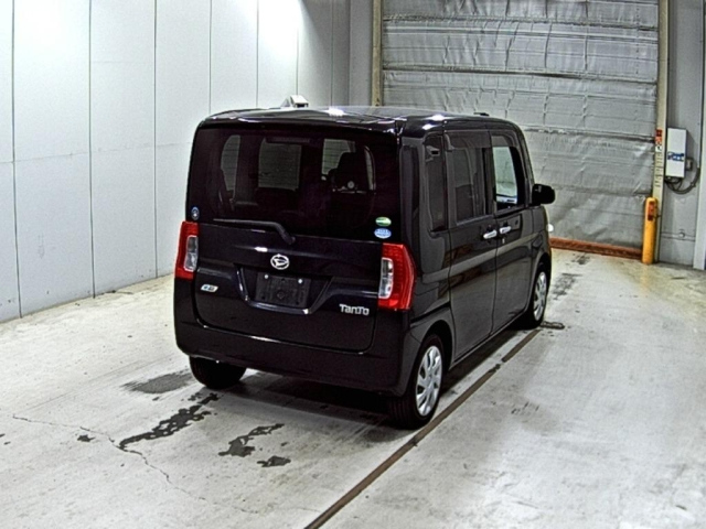 DAIHATSU TANTO 2015