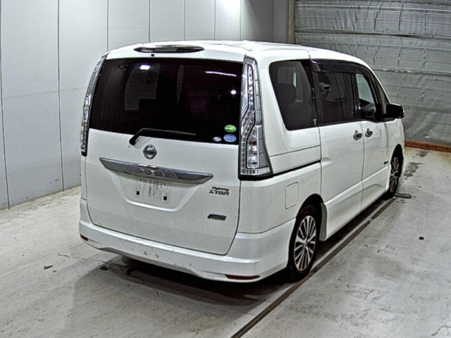 NISSAN SERENA 2015