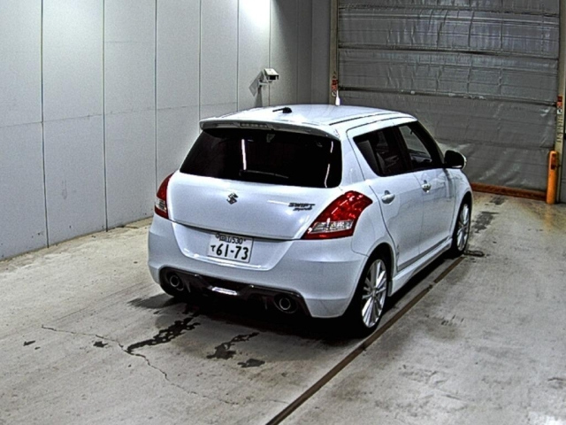 SUZUKI SWIFT 2013