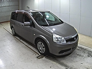 NISSAN LAFESTA 2010