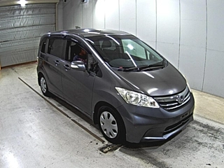 HONDA FREED 2012