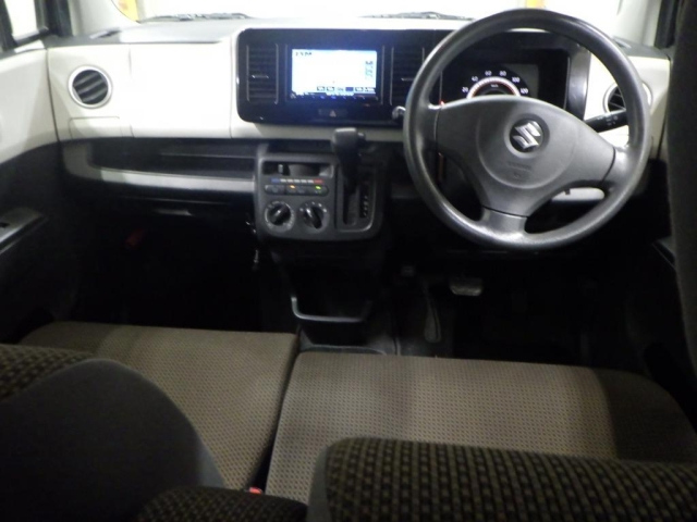 SUZUKI MRWAGON 2013
