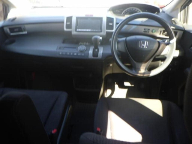 HONDA FREED 2012