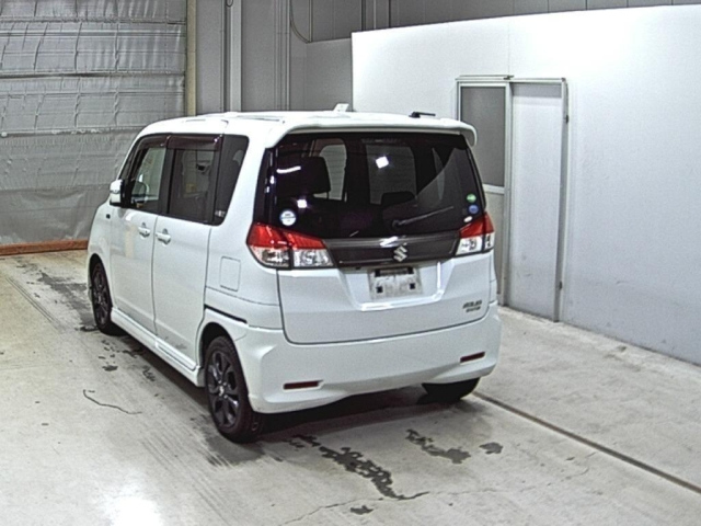SUZUKI SOLIO 2014