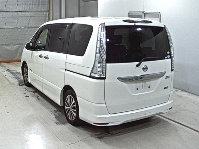 NISSAN SERENA 2015