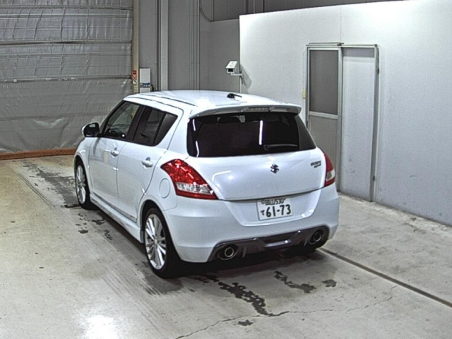 SUZUKI SWIFT 2013