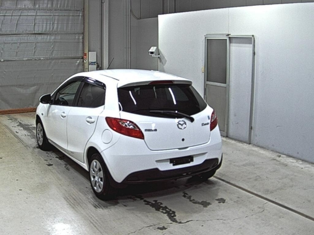 MAZDA DEMIO 2012