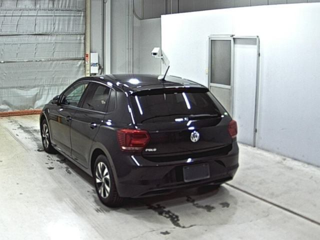 VOLKSWAGEN POLO 2018