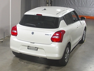 SUZUKI SWIFT 2023