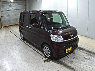 DAIHATSU TANTO 2015