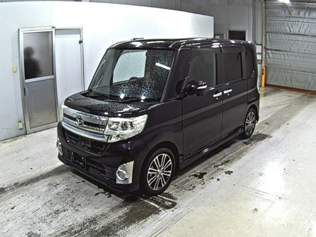 DAIHATSU TANTO 2014