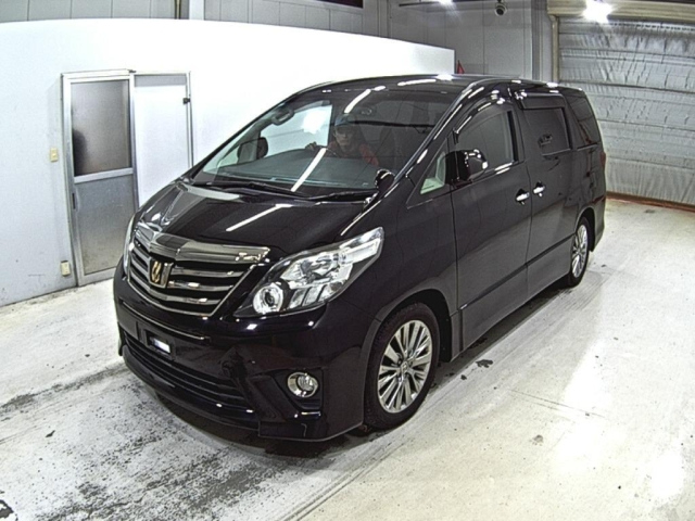 TOYOTA ALPHARD 2013