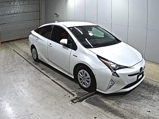 TOYOTA PRIUS 2017