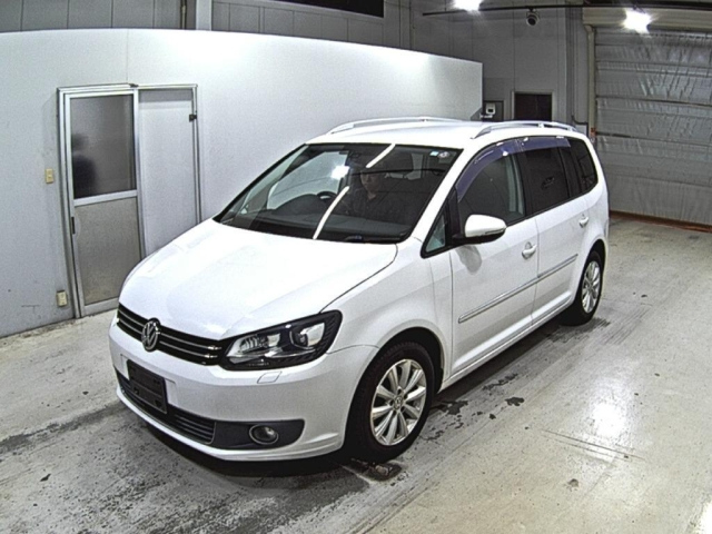 VOLKSWAGEN GOLF TOURAN 2012