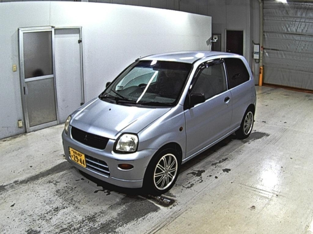 MITSUBISHI MINICA 2009