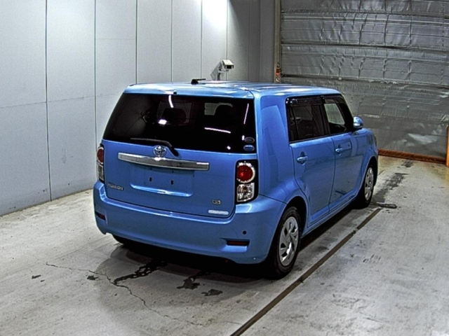 TOYOTA COROLLA RUMION 2011