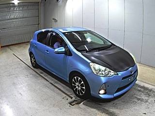 TOYOTA AQUA 2012