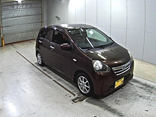 DAIHATSU MIRA E S 2013