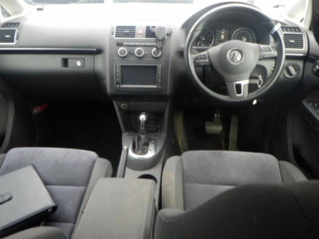 VOLKSWAGEN GOLF TOURAN 2012