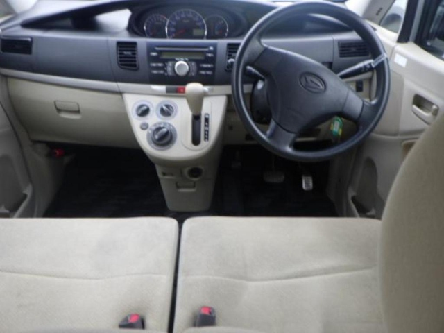 DAIHATSU MOVE 2010