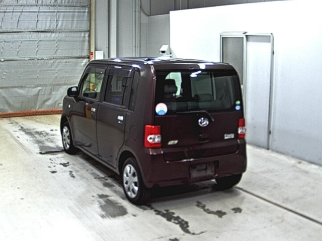 DAIHATSU MOVE CONTE 2012
