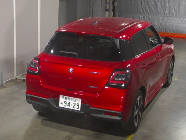 SUZUKI SWIFT 2023