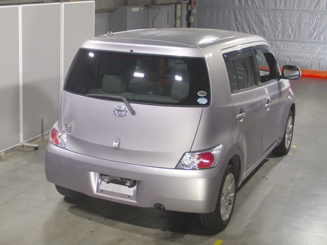 TOYOTA BB 2009