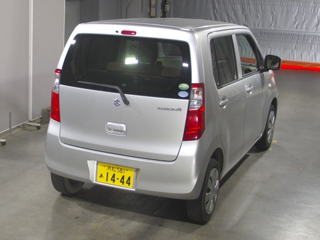SUZUKI WAGON R 2013