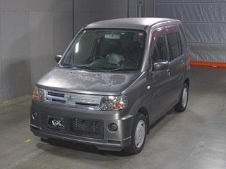 MITSUBISHI TOPPO 2010