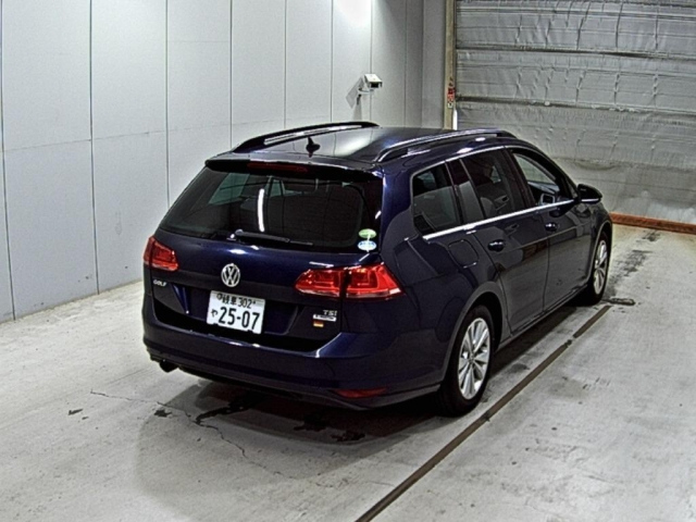 VOLKSWAGEN GOLF VARIANT 2016
