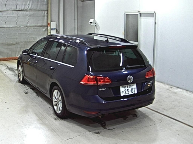VOLKSWAGEN GOLF VARIANT 2016