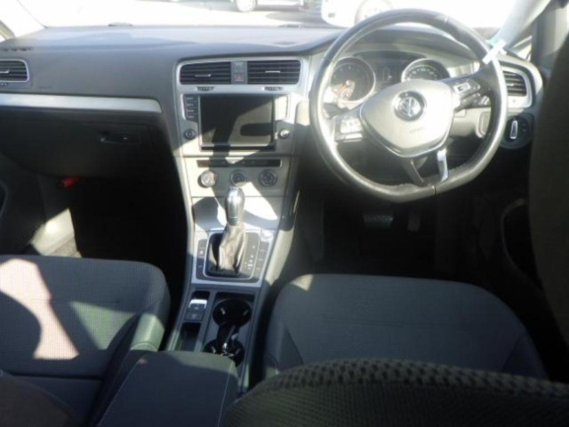 VOLKSWAGEN GOLF VARIANT 2015