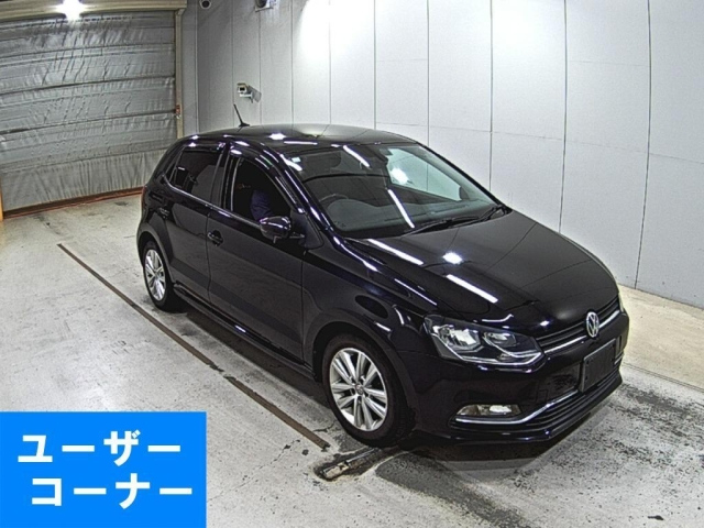 VOLKSWAGEN POLO 2016