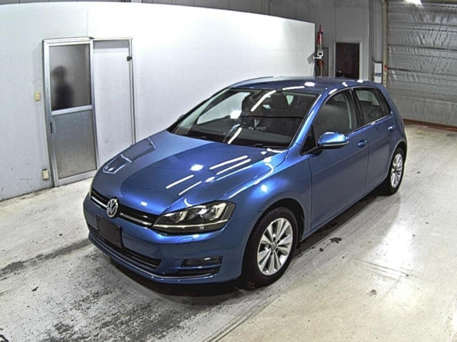 VOLKSWAGEN GOLF 2015