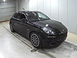 PORSCHE MACAN 2016