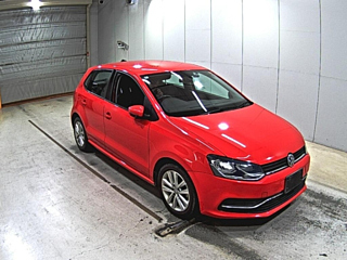 VOLKSWAGEN POLO 2016