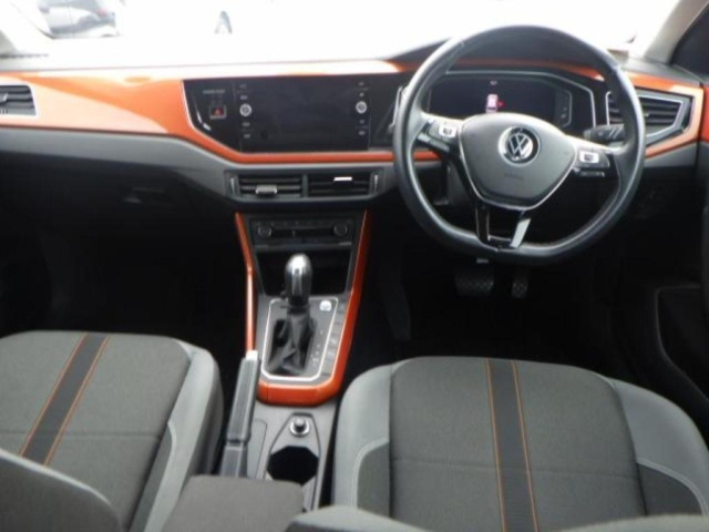 VOLKSWAGEN POLO 2021