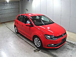 VOLKSWAGEN POLO 2014