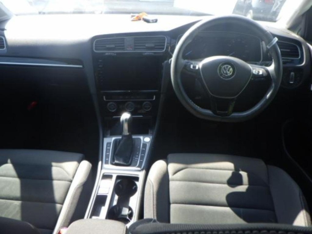 VOLKSWAGEN GOLF 2018