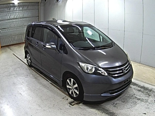 HONDA FREED 2011