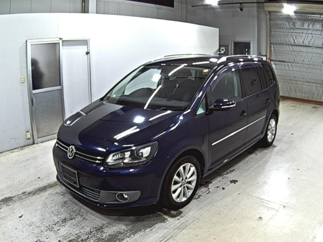 VOLKSWAGEN GOLF TOURAN 2012