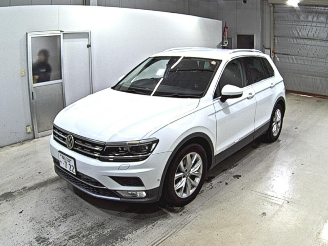 VOLKSWAGEN TIGUAN 2017