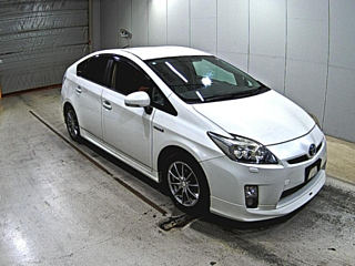 TOYOTA PRIUS 2011