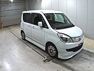 MITSUBISHI DELICA D2 2012