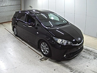 TOYOTA WISH 2012