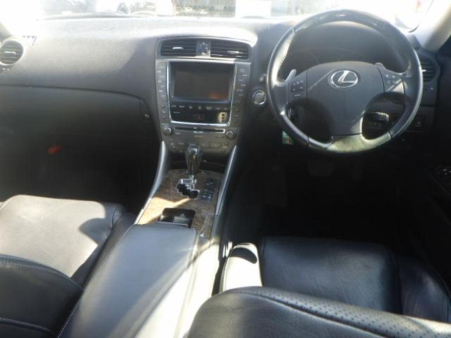 LEXUS IS 2009