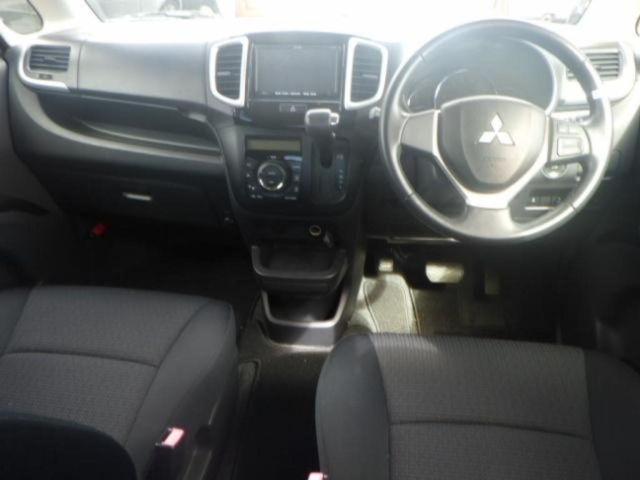 MITSUBISHI DELICA D2 2014