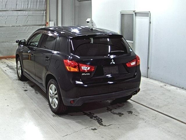MITSUBISHI RVR 2013