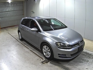 VOLKSWAGEN GOLF 2016