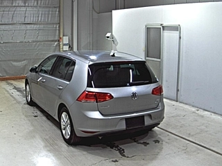 VOLKSWAGEN GOLF 2016